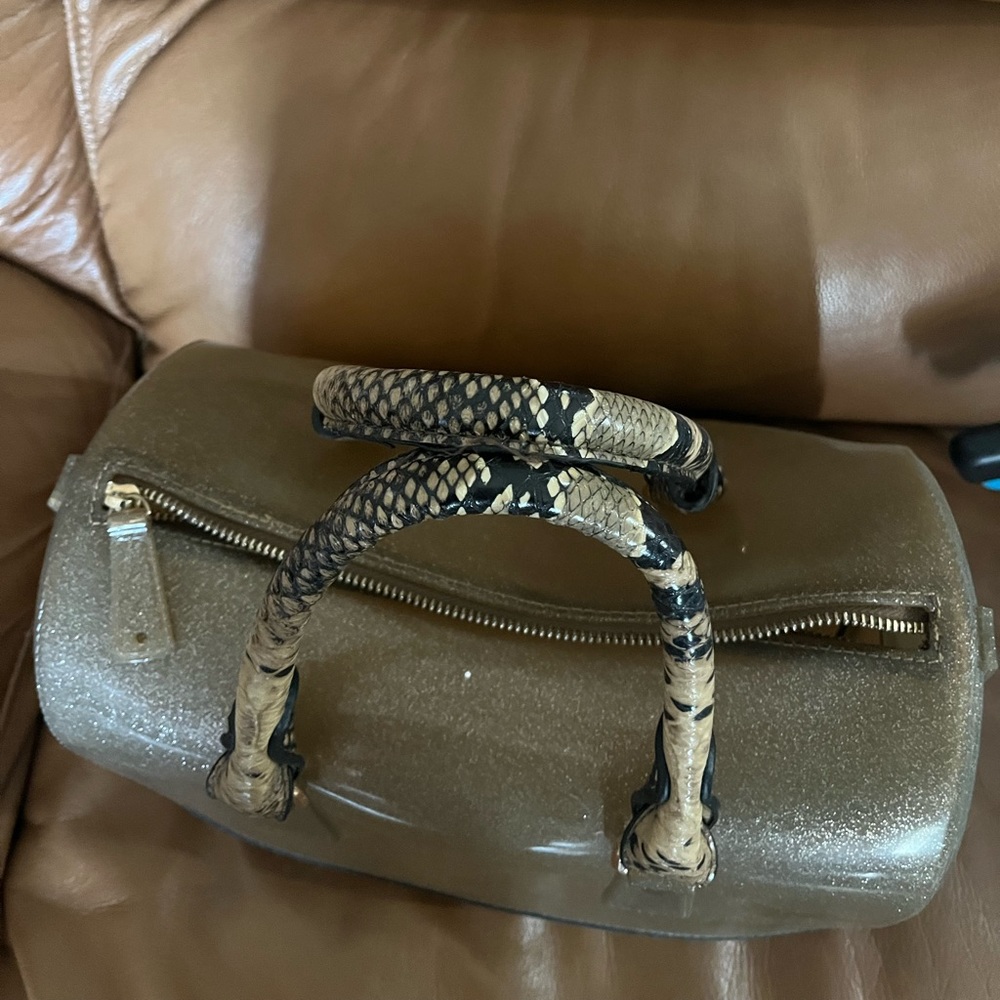 Purse - Picture 2 of 2